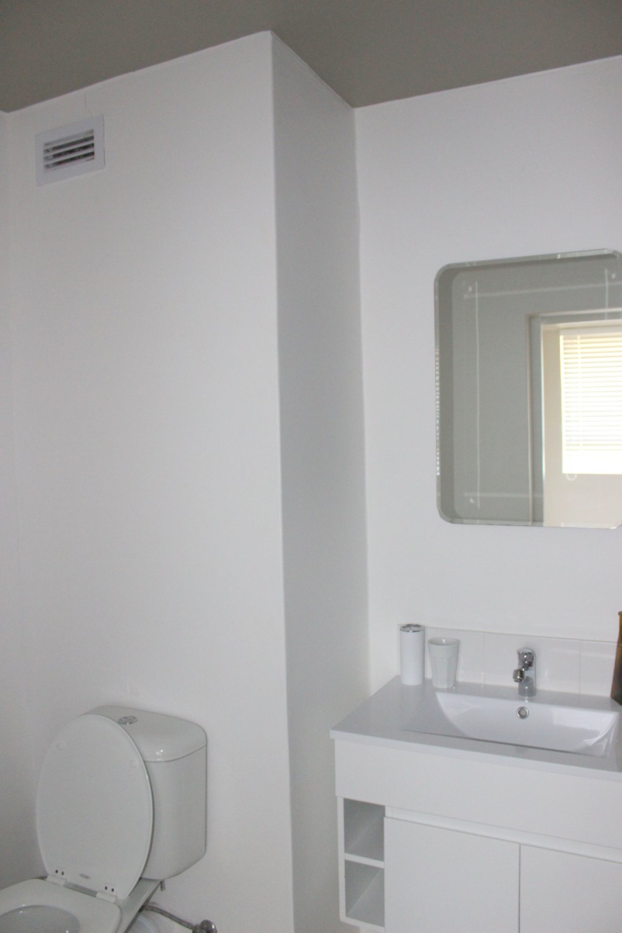 To Let 1 Bedroom Property for Rent in Observatory Western Cape